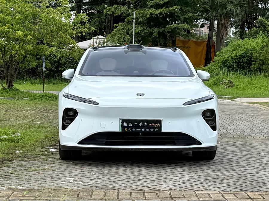 NIO ET7 2022