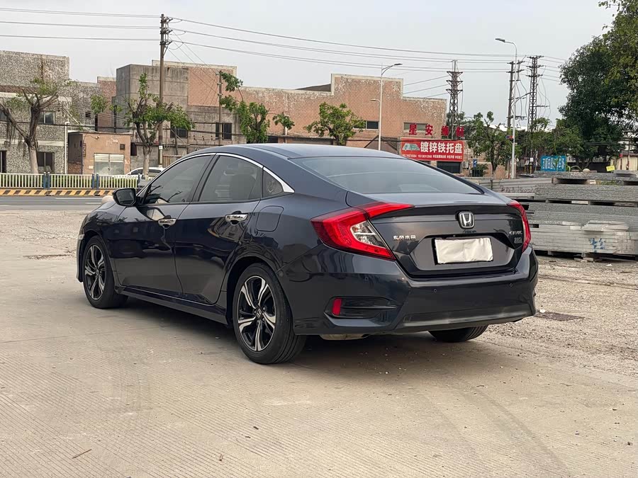 Honda Civic 2016 — фото 12