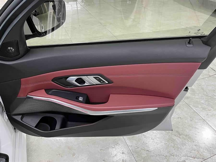 BMW 3 Series 2023 — фото 12