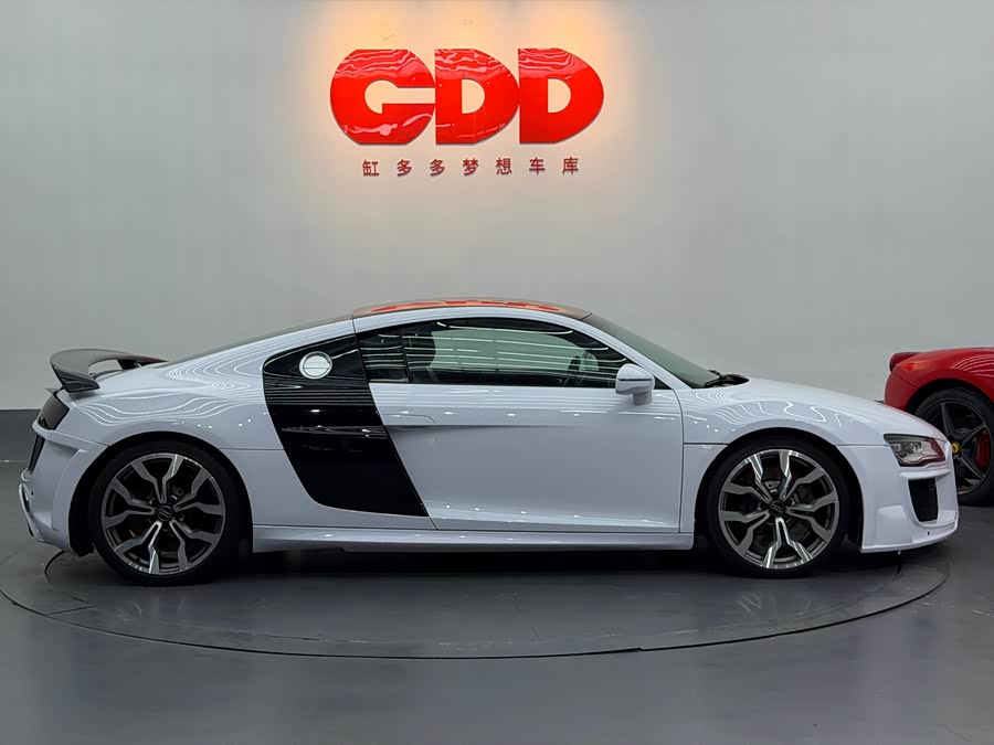 Audi R8 2010