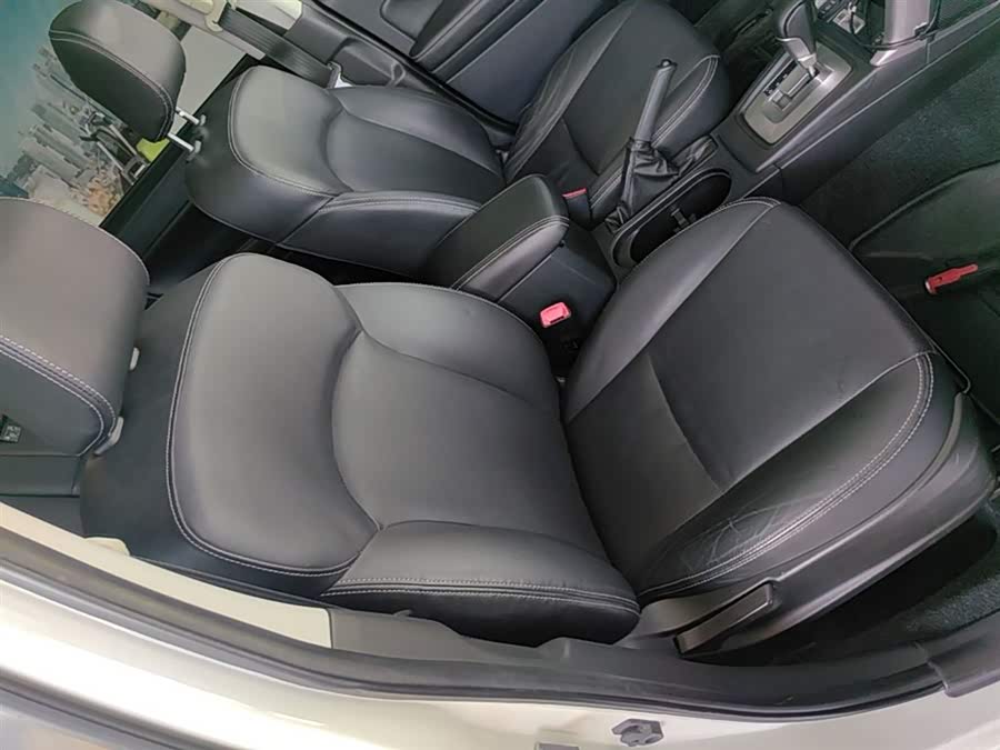 Subaru Forester 2014 — фото 25
