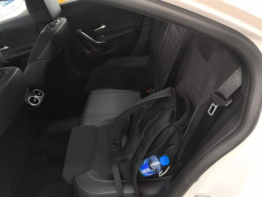 Mercedes-Benz A-Class 2022 — фото 17