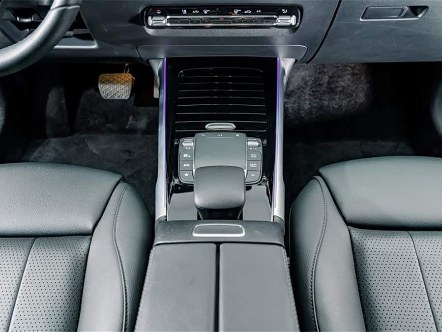 Mercedes-Benz GLB 2023 — фото 12
