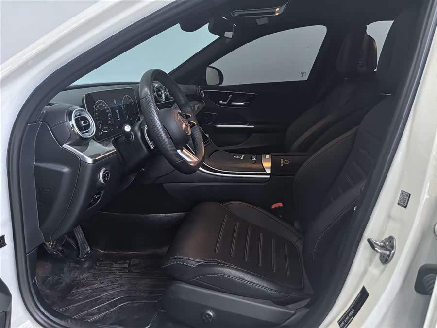 Mercedes-Benz C-Class 2022
