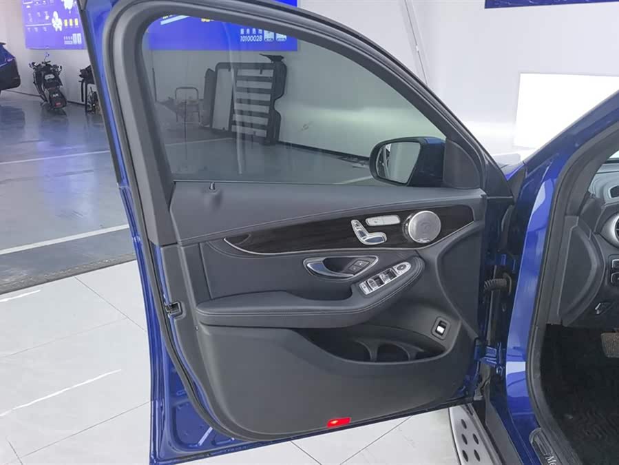 Mercedes-Benz GLC 2016
