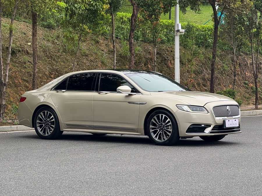 Lincoln Continental 2017