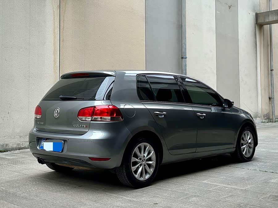 Volkswagen Golf 2010