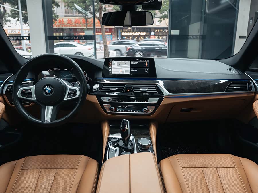 BMW 5 Series 2020 — фото 14