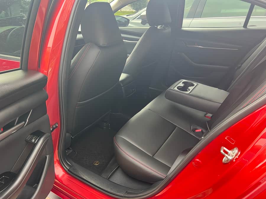 Mazda 3 Angkesela 2020