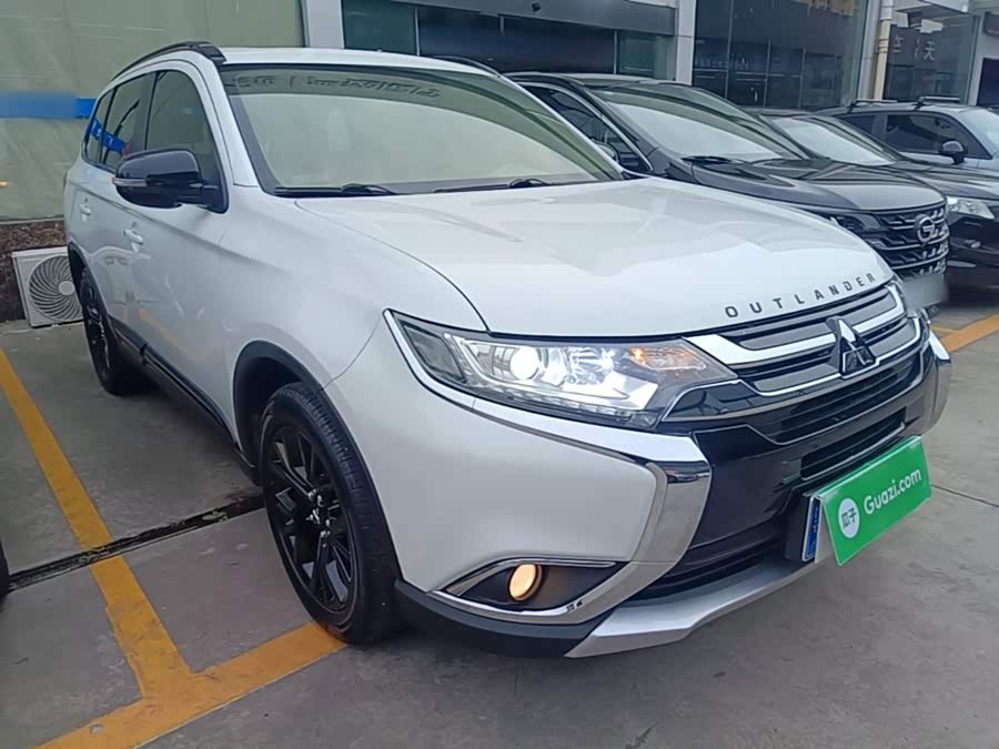 Mitsubishi Outlander 2018