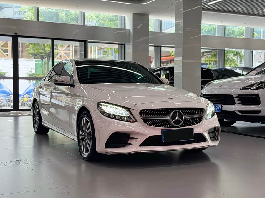 Mercedes-Benz C-Class 2021