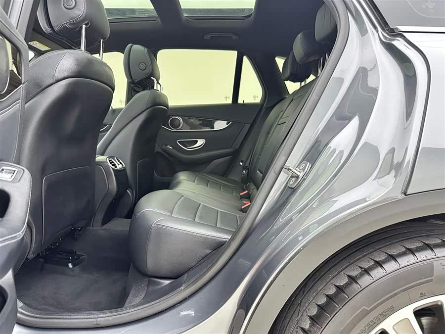 Mercedes-Benz GLC 2016