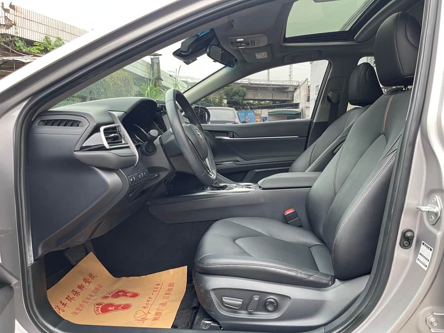 Toyota Camry 2021