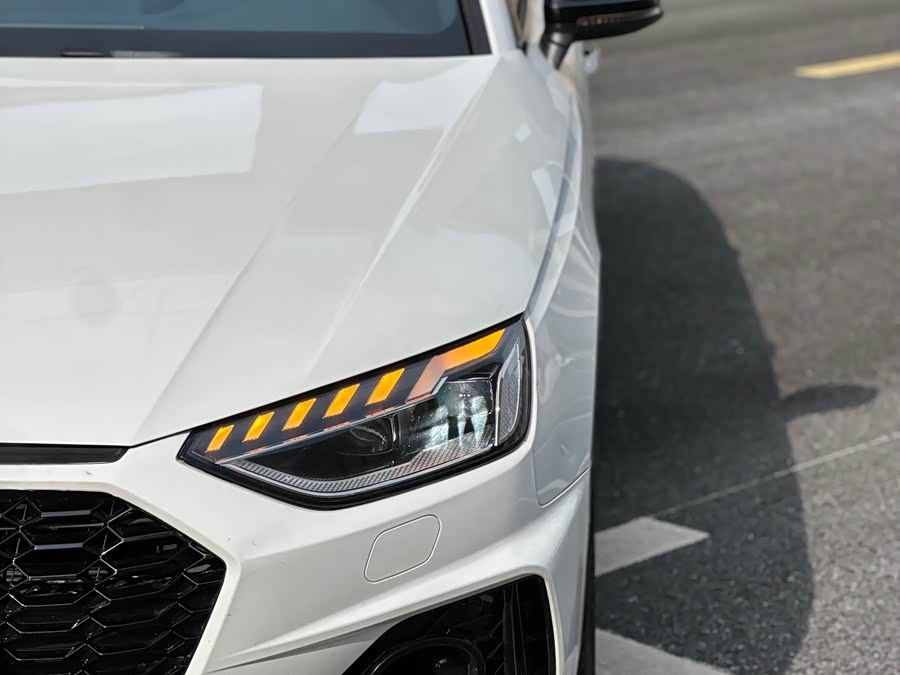 Audi A4L 2020
