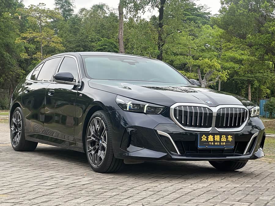 BMW 5 Series 2024