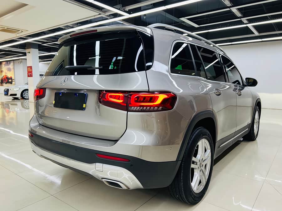 Mercedes-Benz GLB 2022 — фото 18