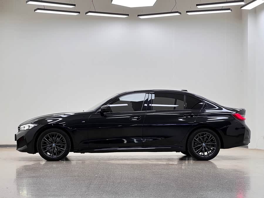 BMW 3 Series 2023