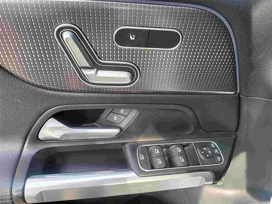 Mercedes-Benz GLB 2020