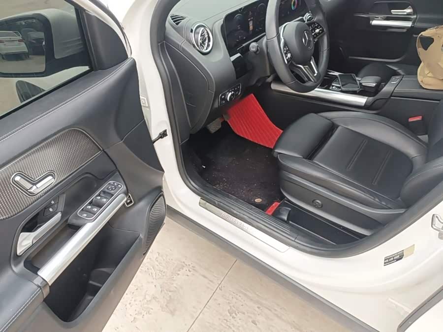 Mercedes-Benz GLA 2022 — фото 16