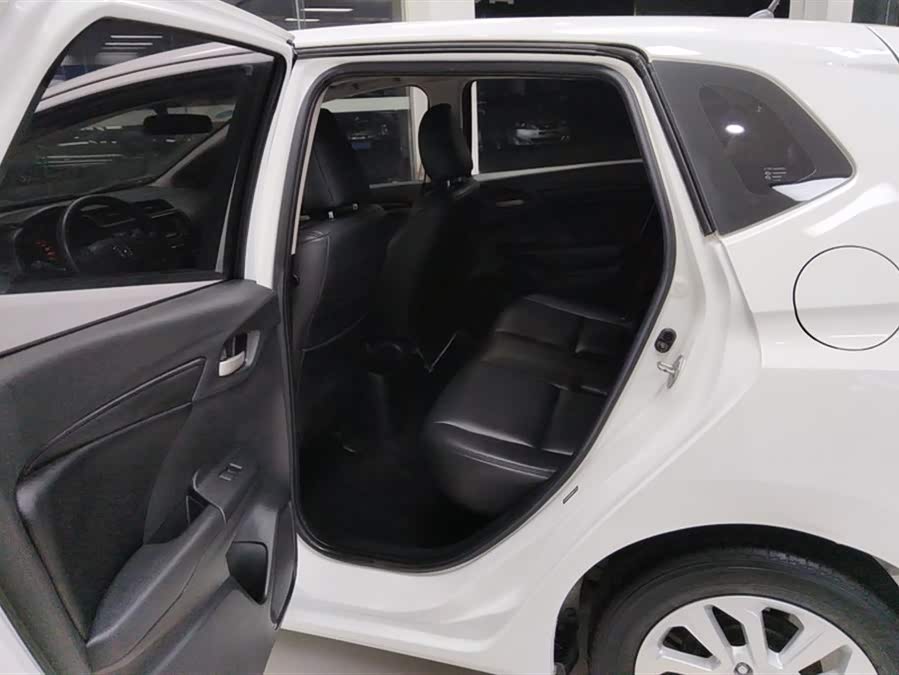 Honda Fit 2018 — фото 11