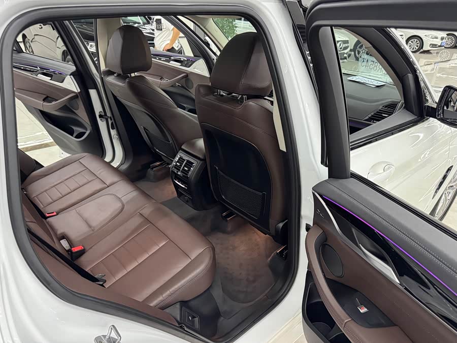 BMW X3 2018 — фото 11