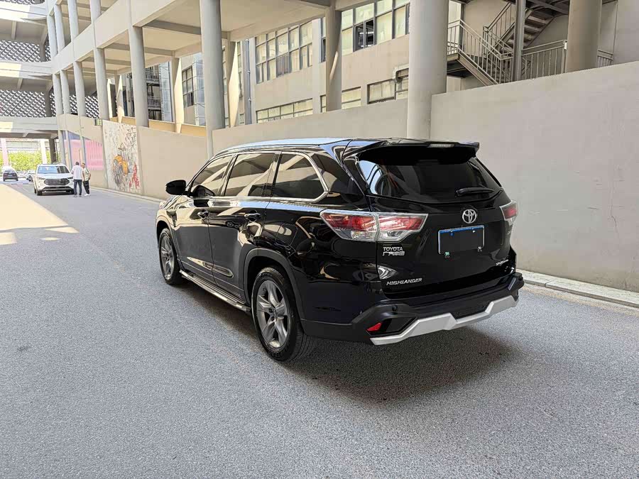 Toyota Highlander 2017