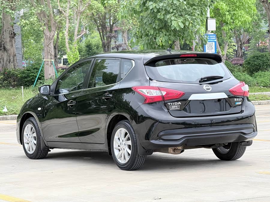 Nissan Tiida 2016