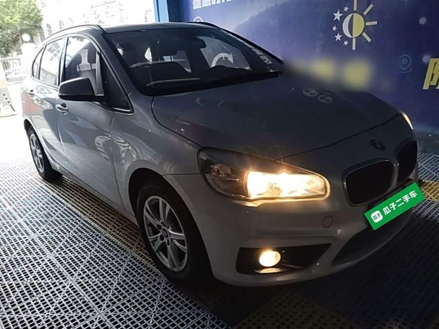 BMW 2 Series Station Wagon 2015