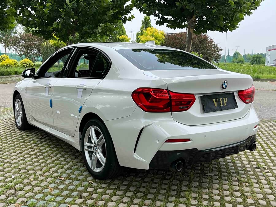 BMW 1 Series 2021