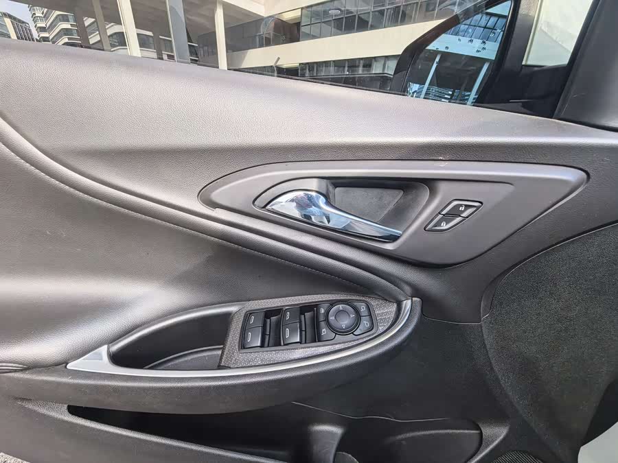 Chevrolet Malibu XL 2019 — фото 14
