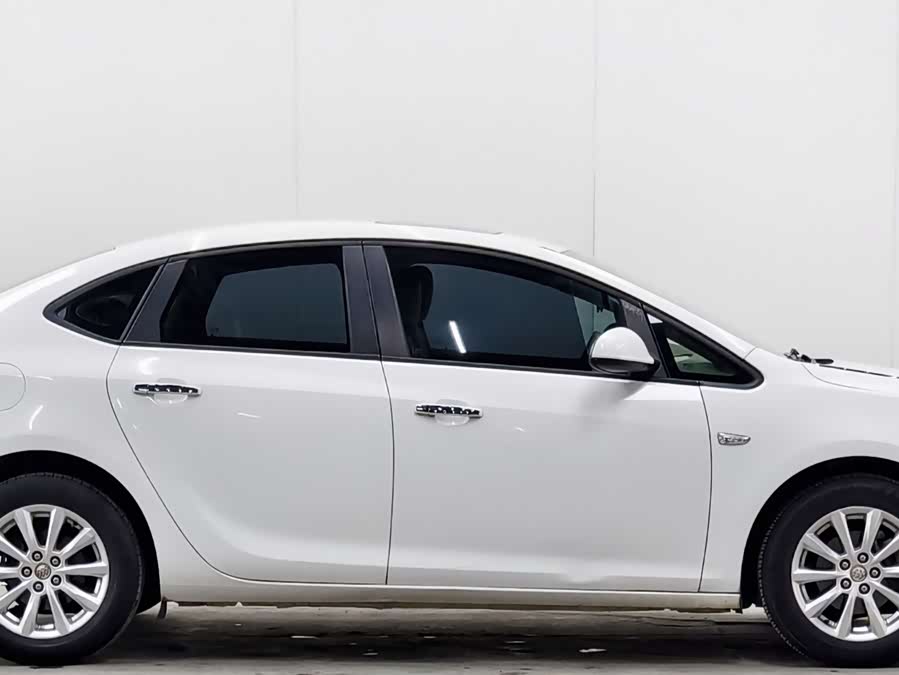 Buick Excelle GT 2013 — фото 8
