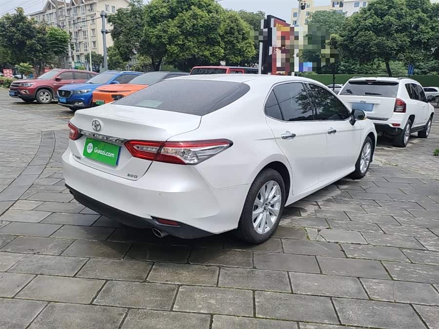 Toyota Camry 2019