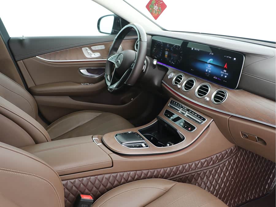Mercedes-Benz E-Class 2023 — фото 12