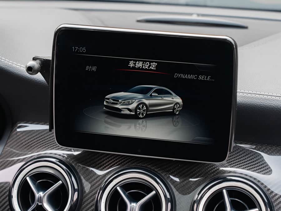Mercedes-Benz Mercedes CLA AMG 2017 — фото 19
