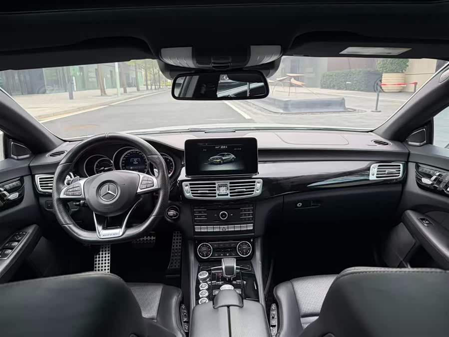 Mercedes-Benz CLS AMG 2015 — фото 10
