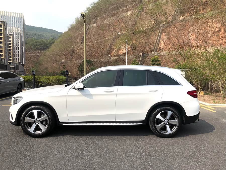 Mercedes-Benz GLC 2016