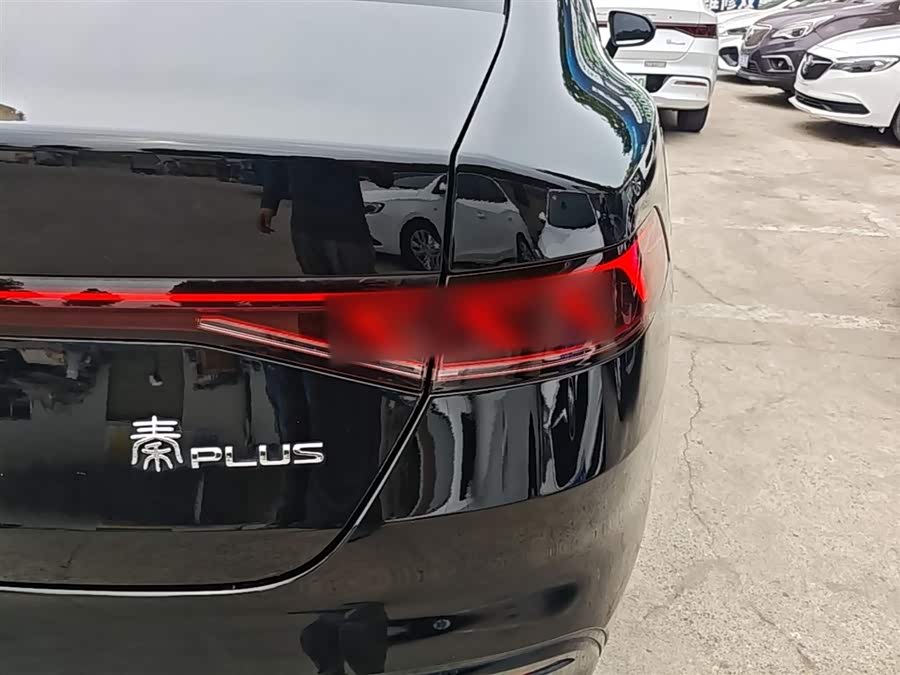 BYD Qin PLUS 2023 — фото 8