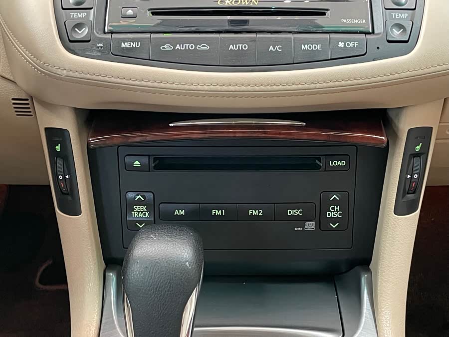 Toyota Crown 2012 — фото 15