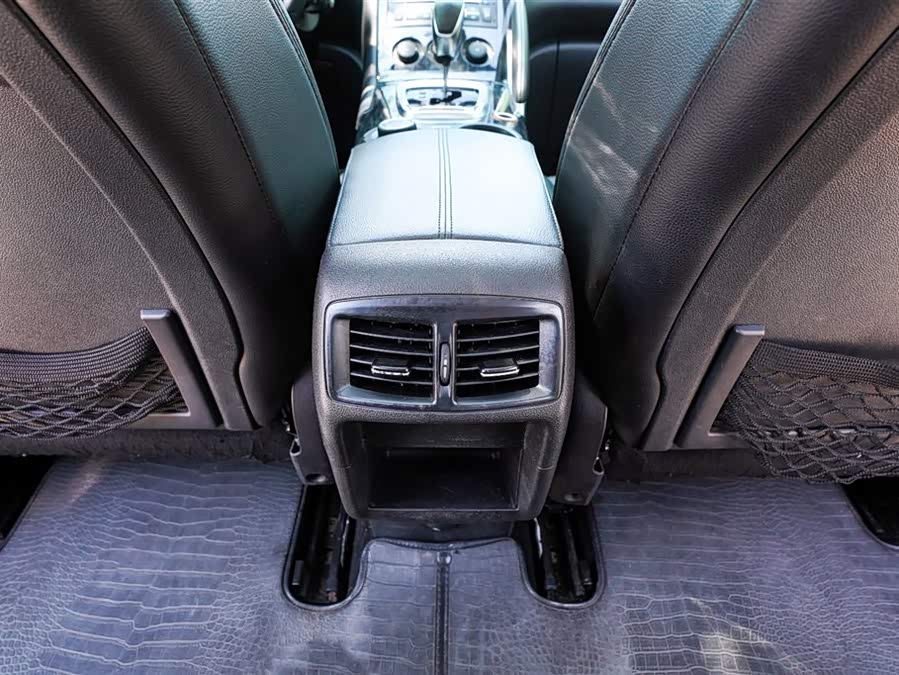 Peugeot 3008 2015 — фото 16