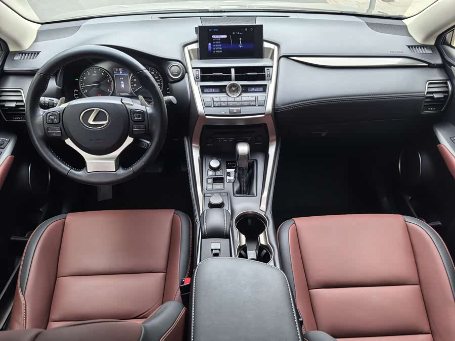 Lexus NX 2015 — фото 15