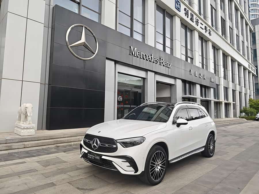 Mercedes-Benz GLC 2023