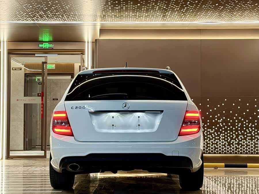 Mercedes-Benz C-Class 2011 — фото 27