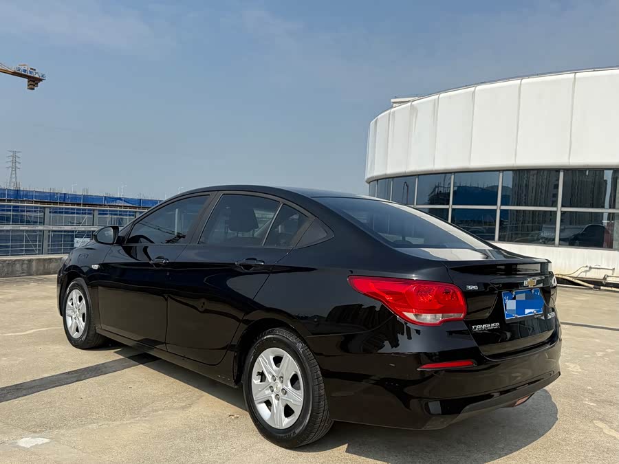 Chevrolet Cavalier 2018 — фото 13