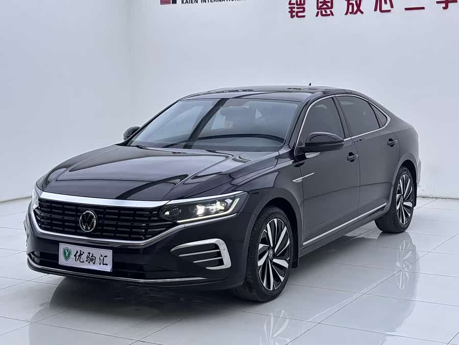 Volkswagen Passat 2024