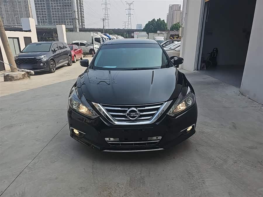 Nissan Teana 2016
