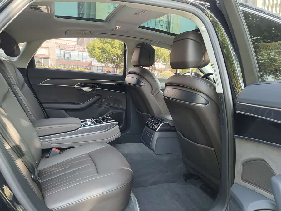 Audi A8 2019