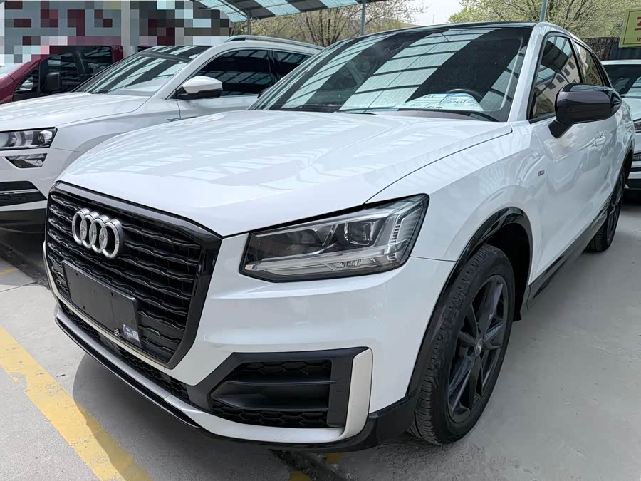 Audi Q2L 2021