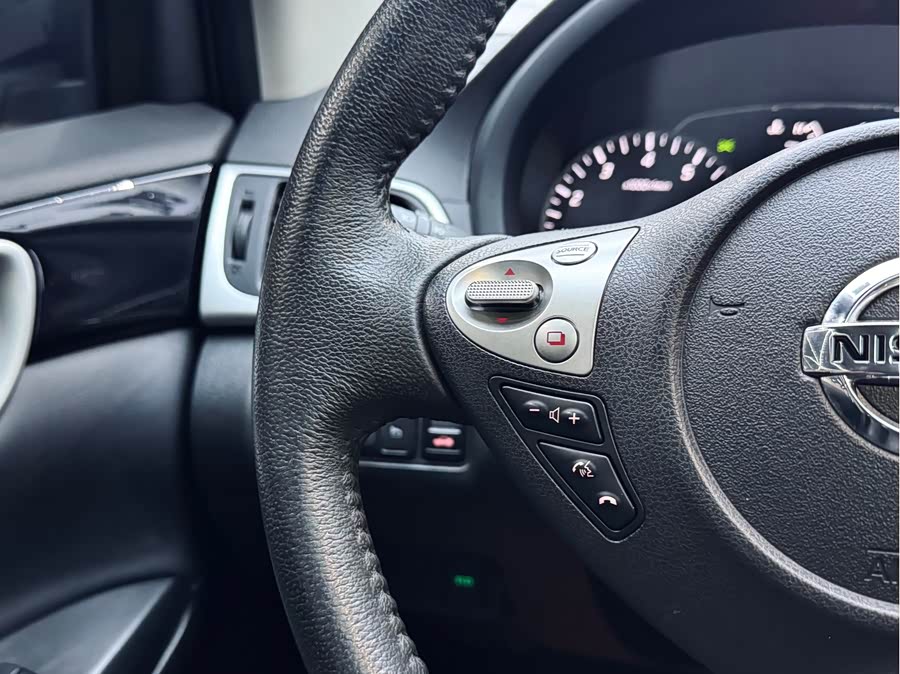 Nissan Sylphy 2019 — фото 19