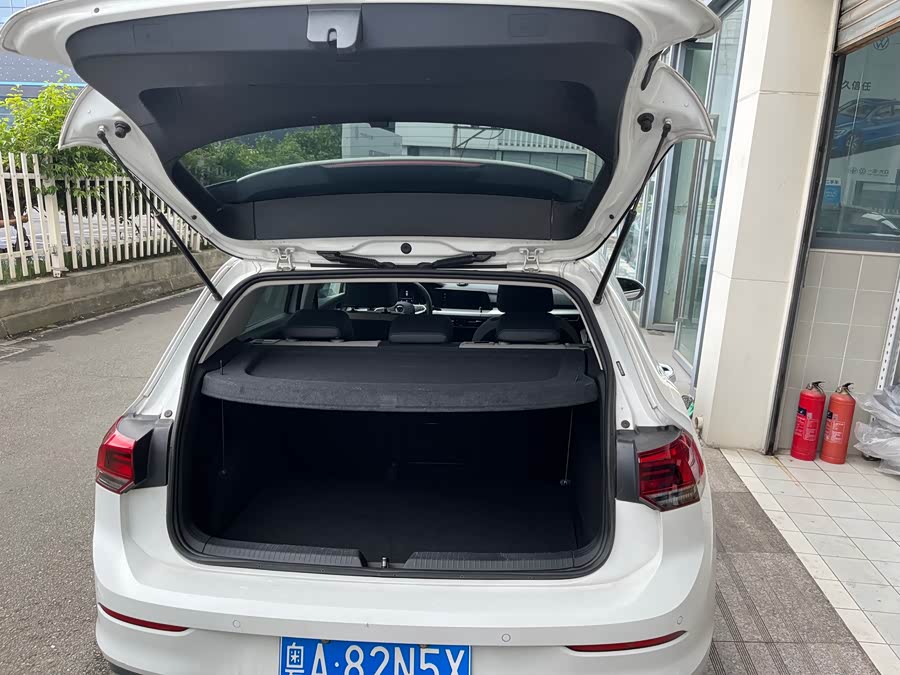 Volkswagen Golf 2023
