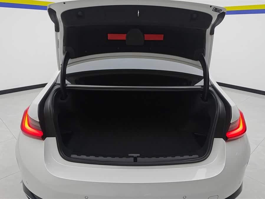 BMW i3 2022